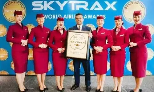 qatar airways with Skytrax Award