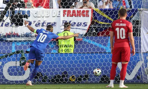 പോളണ്ടിനോട് സമനില പിടിച്ച് ഫ്രാൻസ് പ്രീക്വാർട്ടറിൽ