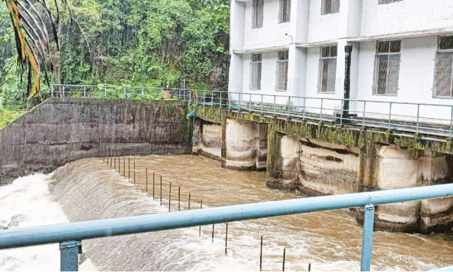 ബാ​രോ​പോ​ൾ ജ​ല​വൈ​ദ്യു​തി പ​ദ്ധ​തി​