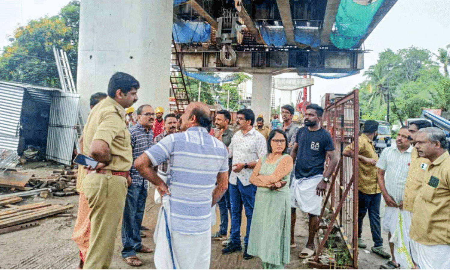 Arur-Thuravur elevated road construction
