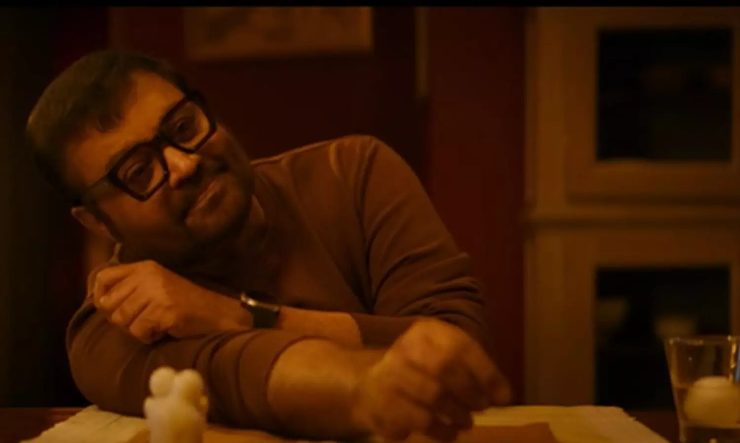 നീ ജെല്ലിക്കെട്ട് കണ്ടിട്ടുണ്ടോ; സുരേഷ് ഗോപിക്കുള്ള ജന്മദിന സമ്മാനമായി വരാഹം ടീസർ പുറത്ത്