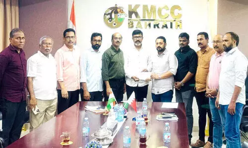 മ​നാ​മ സൂ​ഖ് അ​ഗ്നി​ബാ​ധ: കെ.​എം.​സി.​സി സ​ഹാ​യം വി​ത​ര​ണം ചെ​യ്തു