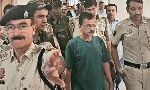 മദ്യനയ അഴിമതിക്കേസ്: കെജ്രിവാൾ സി.ബി.ഐ കസ്റ്റഡിയിൽ