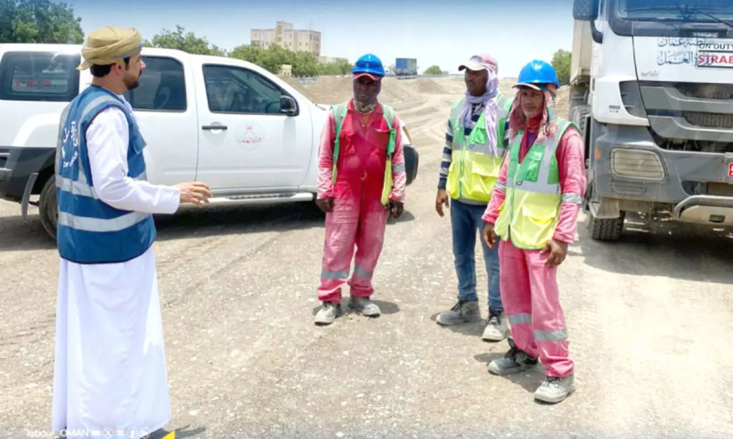 ഉ​ച്ച​വി​ശ്ര​മ നി​യ​മം: ബോ​ധ​വ​ത്​​ക​ര​ണ കാ​മ്പ​യി​നു​മാ​യി തൊ​​ഴി​ൽ മ​ന്ത്രാ​ല​യം