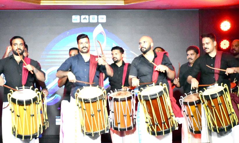 Pravasi Welfare Thrissur and Thrissur Youth Club Pravasi Welfare Thrissur and Thrissur Youth Club