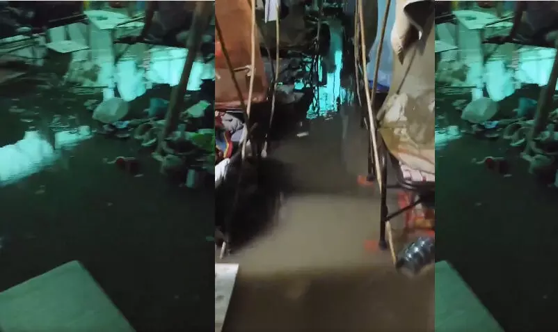 രാമക്ഷേത്ര സുരക്ഷക്കുള്ള ജവാന്മാരുടെ ക്യാമ്പുകളിൽ വെള്ളം കയറി; അയോധ്യയിലും പരിസരത്തും വെള്ളപ്പൊക്കം രാമക്ഷേത്ര സുരക്ഷക്കുള്ള ജവാന്മാരുടെ ക്യാമ്പുകളിൽ വെള്ളം കയറി; അയോധ്യയിലും പരിസരത്തും വെള്ളപ്പൊക്കം