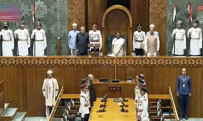 രാഷ്ട്രപതിയുടെ പ്രസംഗം: സൻസദ് ടി.വിക്കെതിരെ കോൺഗ്രസ് രാഷ്ട്രപതിയുടെ പ്രസംഗം: സൻസദ് ടി.വിക്കെതിരെ കോൺഗ്രസ്