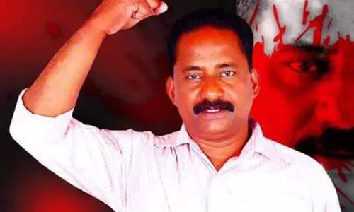 ടി.പി വധക്കേസിലെ പ്രതികൾക്ക് ശിക്ഷായിളവിന് നീക്കം: ജയില്‍ ഉദ്യോഗസ്ഥര്‍ക്ക് സസ്‌പെന്‍ഷന്‍