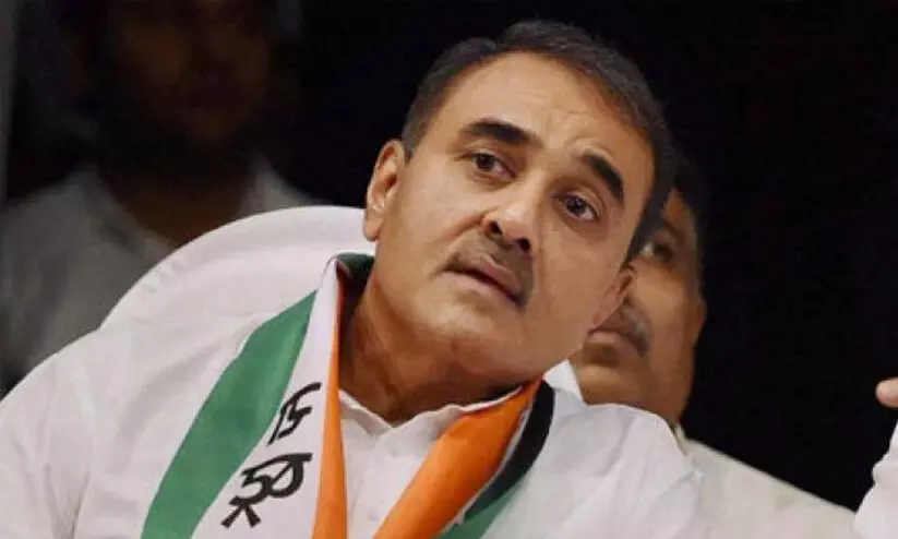 ഡൽഹി വിമാനത്താവള ദുരന്തം: ബി.ജെ.പിയുടെ അടവ് ബൂമറാങ് പോലെ തിരിച്ചടിച്ചു; അന്നത്തെ മന്ത്രി ഇപ്പോൾ എൻ.ഡി.എക്കാരൻ ഡൽഹി വിമാനത്താവള ദുരന്തം: ബി.ജെ.പിയുടെ അടവ് ബൂമറാങ് പോലെ തിരിച്ചടിച്ചു; അന്നത്തെ മന്ത്രി ഇപ്പോൾ എൻ.ഡി.എക്കാരൻ