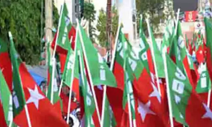 രാജ്യവ്യാപകമായ മുസ് ലീം വേട്ടക്കെതിരെ പ്രതിപക്ഷമൗനം അപകടകരമെന്ന് എസ്.ഡി.പി.ഐ രാജ്യവ്യാപകമായ മുസ് ലീം വേട്ടക്കെതിരെ പ്രതിപക്ഷമൗനം അപകടകരമെന്ന് എസ്.ഡി.പി.ഐ