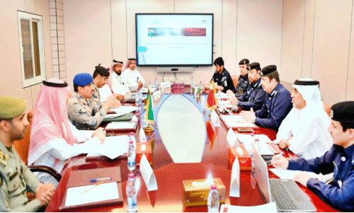 Qatar-Saudi officers meet