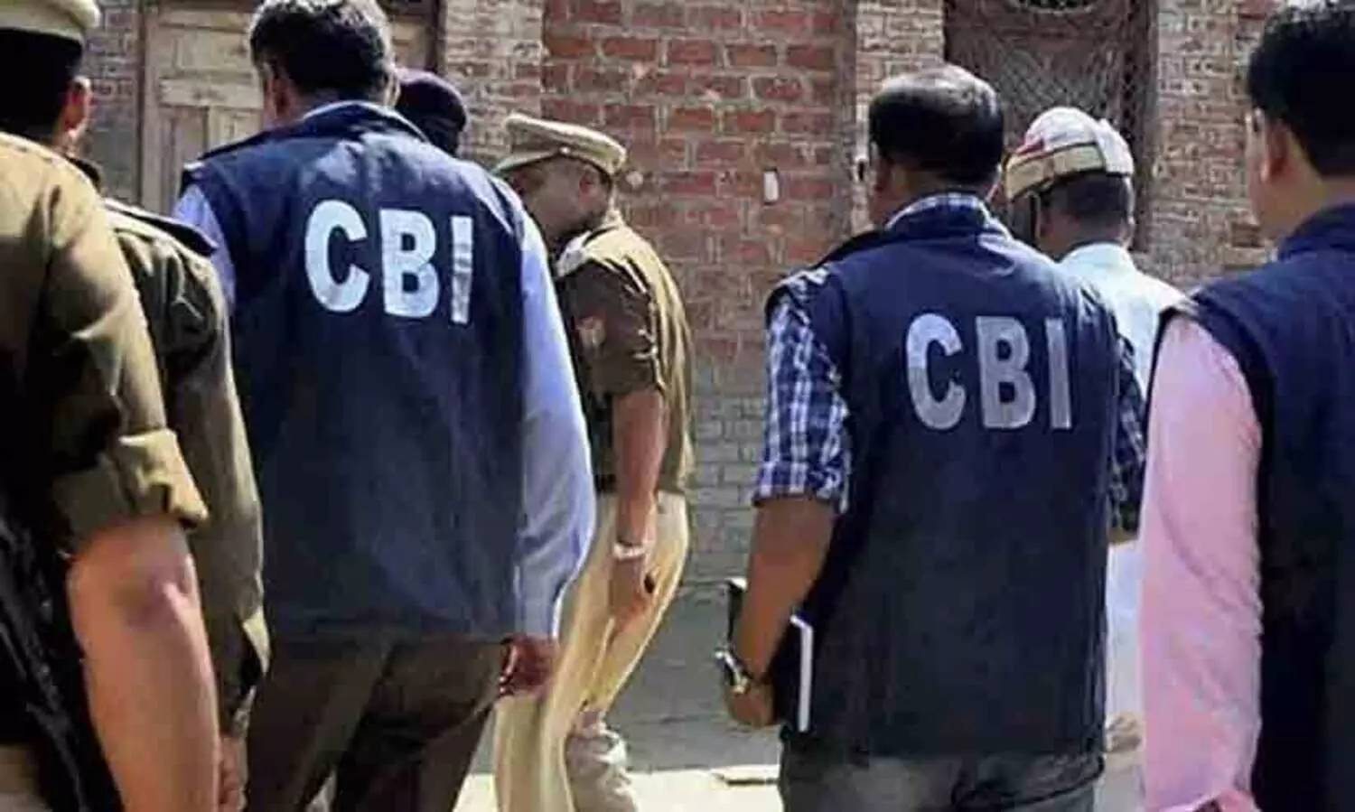 നീറ്റ് യു.ജി ചോദ്യപേപ്പർ ചോർച്ച: ഗുജറാത്തിലെ ഏഴിടങ്ങളിൽ സി.ബി.ഐ തിരച്ചിൽ