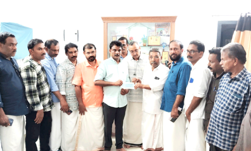 Navodaya Yambu handed over fund Navodaya Yambu handed over fund