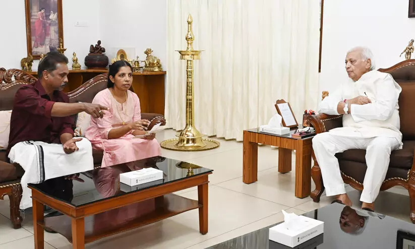 സിദ്ധാർഥന്റെ മരണം: പ്രതികളെ പരീക്ഷയെഴുതാൻ അനുവദിക്കുന്നതിനെതിരെ മാതാപിതാക്കൾ ഗവർണർക്ക് പരാതി നൽകി