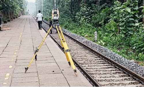 Kulukallur Railway Crossing Station