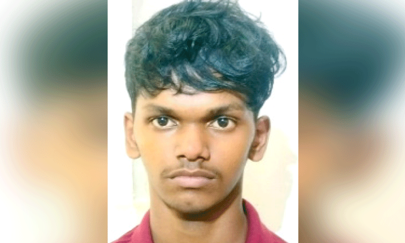 ആൽബിൻ ജോയിസ് ആൽബിൻ ജോയിസ്