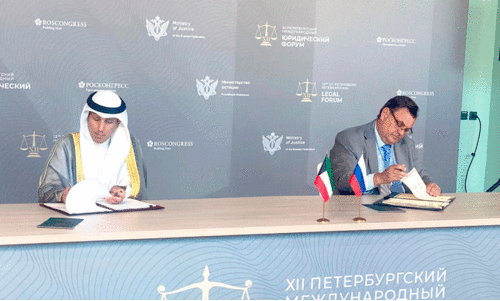 Kuwait-Russia agreement sign Kuwait-Russia agreement sign