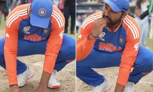 ലോകകപ്പ് നേട്ടത്തിന് പിന്നാലെ ബാർബഡോസ് പിച്ചിലെ മണ്ണ് തിന്ന് രോഹിത്