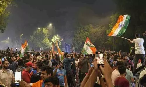 കിരീട നേട്ടത്തിൽ  ആഹ്ലാദത്തിമിർപ്പ്; 125 കോടി രൂപ പാരിതോഷികം പ്രഖ്യാപിച്ച് ബി.സി.സി.ഐ