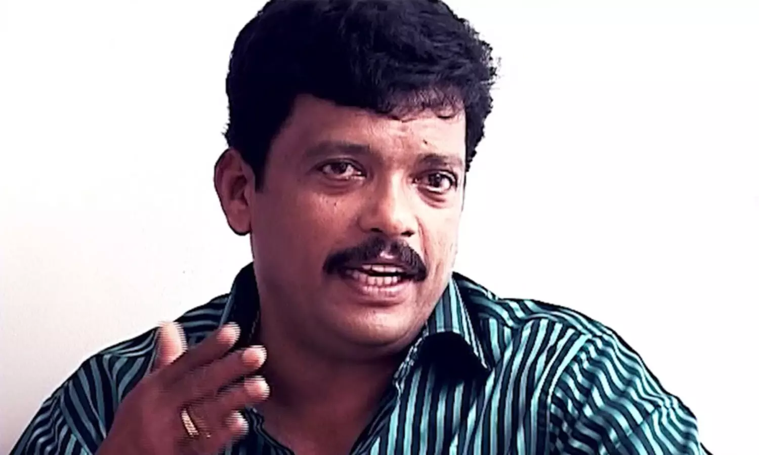 അമ്മയുടെ താൽകാലിക വാട്സ് ആപ് ഗ്രൂപ്പിൽ നിന്ന് എക്സിറ്റടിച്ച് ജഗദീഷ്