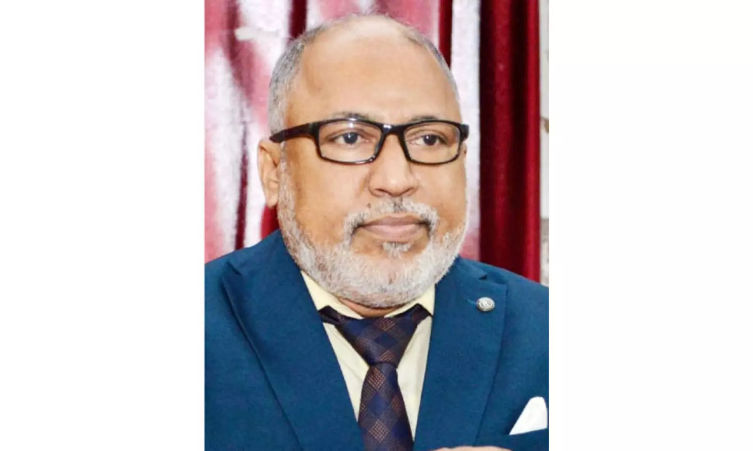 പ്ര​വാ​സി ലീ​ഗ​ൽ സെ​ൽ പു​ര​സ്കാ​രം ഡോ. ​എ.​എ. ഹ​കീ​മി​ന്