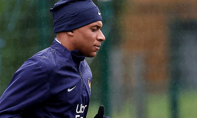 കി​ലി​യ​ൻ എം​ബാ​പ്പെ