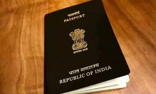 പാസ്​പോർട്ട് രൂപത്തിൽ സ്വർണക്കടത്ത്! കണ്ണൂരിൽ 87.32 ലക്ഷം രൂപയുടെ സ്വർണം പിടികൂടി