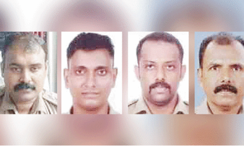 ബോബി വർഗീസ്, എ. ഗിരീഷ്, എ. ജയകൃഷ്ണൻ, ജെനുമോൻ ബോബി വർഗീസ്, എ. ഗിരീഷ്, എ. ജയകൃഷ്ണൻ, ജെനുമോൻ