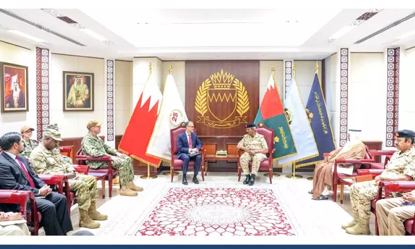 യു.എസ് അംബാസഡറെ ബി.ഡി.എഫ് കമാൻഡർ സ്വീകരിച്ചു യു.എസ് അംബാസഡറെ ബി.ഡി.എഫ് കമാൻഡർ സ്വീകരിച്ചു