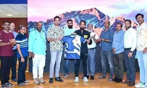 KUWAK jersey realease