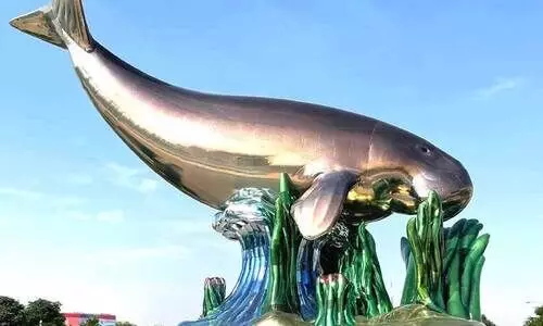 The giant dugong sculpture in Doha Masra Park