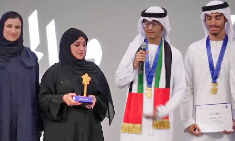 അറബ് റീഡിങ് ചലഞ്ച് പുരസ്കാരം ഇമാറാത്തി വിദ്യാർഥിക്ക് അറബ് റീഡിങ് ചലഞ്ച് പുരസ്കാരം ഇമാറാത്തി വിദ്യാർഥിക്ക്