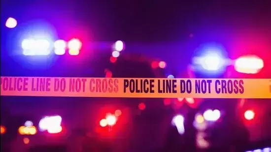 പശുക്കടത്ത് ആരോപിച്ച് നാരങ്ങാലോറിക്ക് നേരെ പശു ഗുണ്ടകളുടെ ആക്രമണം -വിഡിയോ