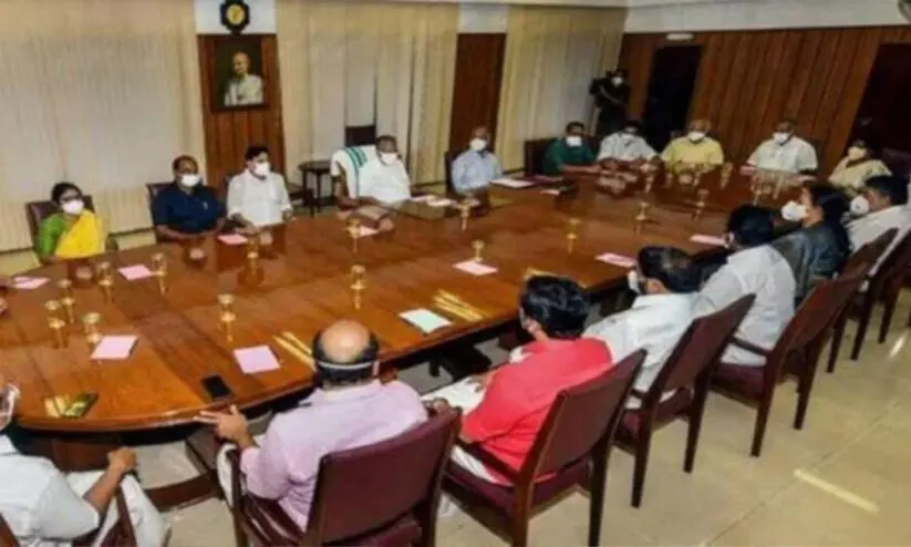 ഇംഗ്ലീഷ് അധ്യാപക നിയമനം: ദിവസവേതനാടിസ്ഥാനത്തിൽ നടത്താൻ മന്ത്രിസഭായോഗം ഇംഗ്ലീഷ് അധ്യാപക നിയമനം: ദിവസവേതനാടിസ്ഥാനത്തിൽ നടത്താൻ മന്ത്രിസഭായോഗം