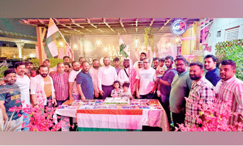 ടി20 ​യി​ലെ ഇ​ന്ത്യ​യു​ടെ കി​രീ​ട​നേ​ട്ടം ആ​ഘോ​ഷ​മാ​ക്കി റി​യാ​ദ് ടാ​ക്കീ​സ്