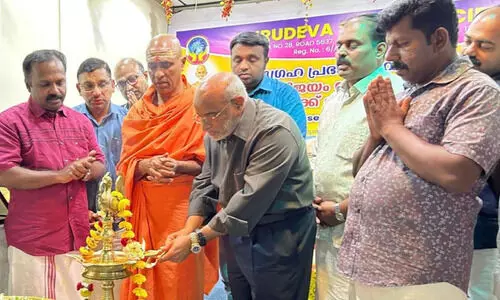 ഗു​രു​ദേ​വ സോ​ഷ്യ​ൽ സൊ​സൈ​റ്റി ഉ​ന്ന​ത​വി​ജ​യം നേ​ടി​യ കു​ട്ടി​ക​ളെ ആ​ദ​രി​ച്ചു