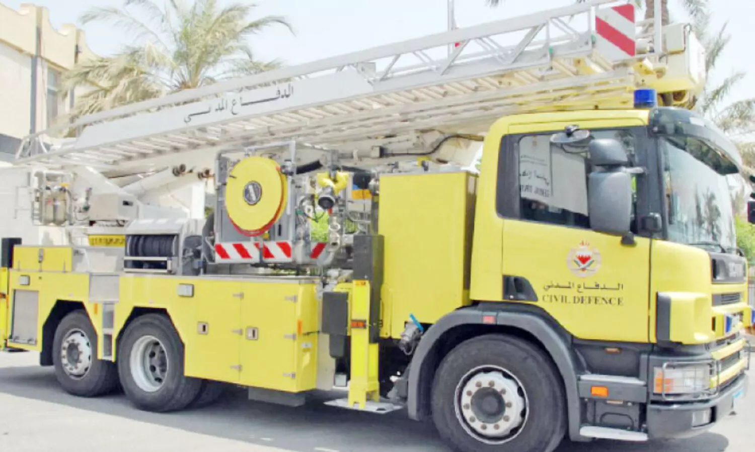 റി​ഫ​യി​ൽ കാ​റി​ന് തീ​പി​ടി​ച്ചു