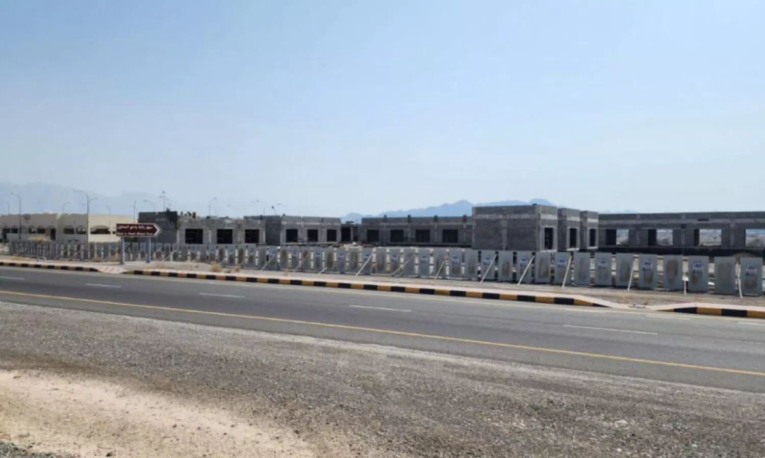 വാ​ദി അ​ൽ മ​ആ​വി​ൽ മാ​ർ​ക്ക​റ്റ്​ നി​ർ​മാ​ണം പു​രോ​ഗ​മി​ക്കു​ന്നു