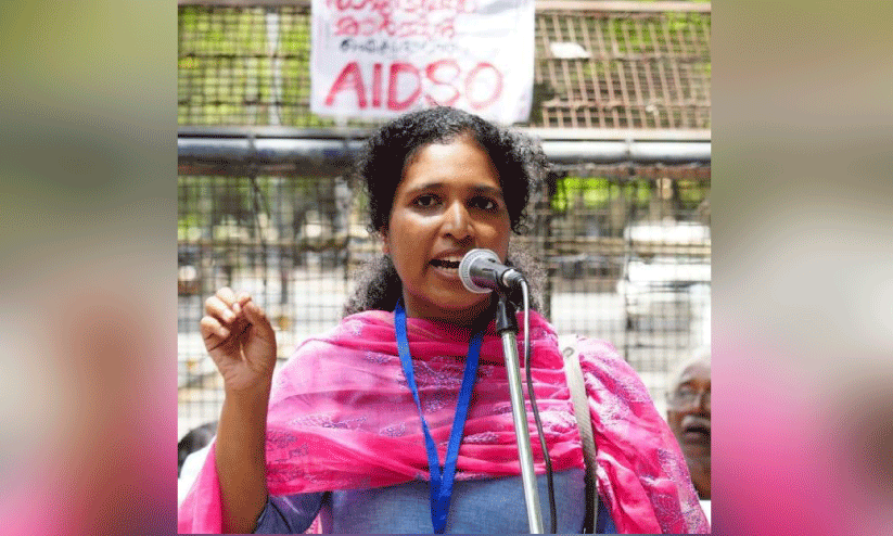 നാ​ലു​വ​ർ​ഷ ഡി​ഗ്രി പ​ദ്ധ​തി- ഒ​രു എ​തി​ർ​വാ​യ​ന; ദേ​ശീ​യ വി​ദ്യാ​ഭ്യാ​സ ന​യ​ത്തി​ന്റെ ഒ​ളി​ച്ചു​ക​ട​ത്ത്