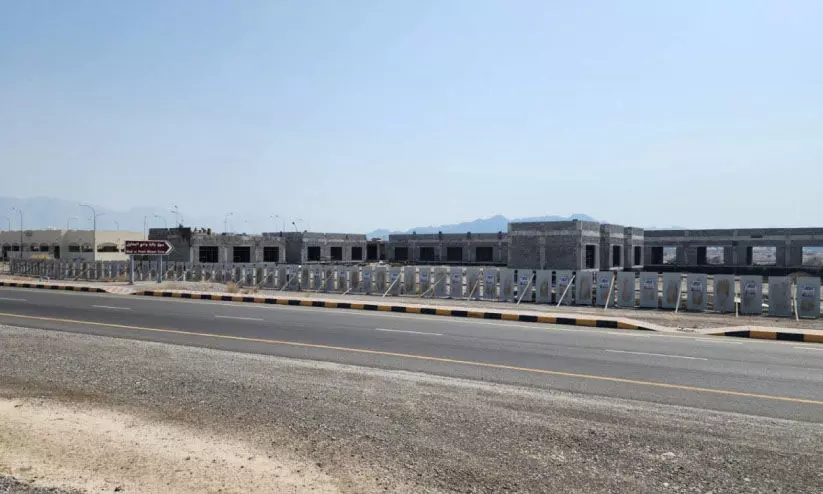 വാ​ദി അ​ൽ മ​ആ​വി​ൽ മാ​ർ​ക്ക​റ്റ്​ നി​ർ​മാ​ണം പു​രോ​ഗ​മി​ക്കു​ന്നു