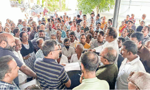 തീരദേശ ഹൈവേ നിർമാണം; ചെല്ലാനത്ത് വീണ്ടും തെളിവെടുപ്പ് മുടങ്ങി