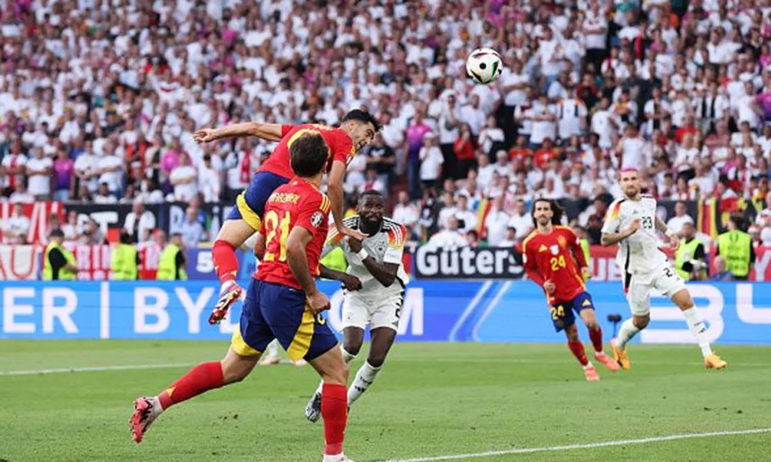 അധിക സമയത്ത് ആതിഥേയർക്ക് അന്ത്യം; സ്പെയിൻ സെമിയിൽ