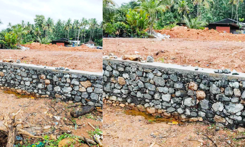 വയലിലെ നീരൊഴുക്ക് തടഞ്ഞ് നിർമാണപ്രവർത്തനങ്ങളെന്ന്