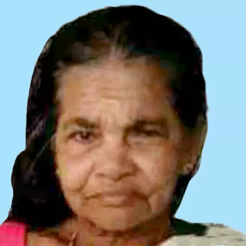 ഓ​മ​ന അ​മ്മ