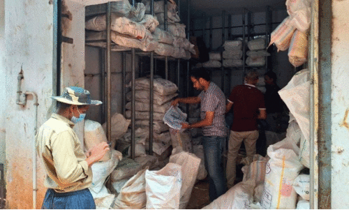 ഒരു ടൺ പ്ലാസ്റ്റിക് കാരിബാഗുകൾ പിടികൂടി