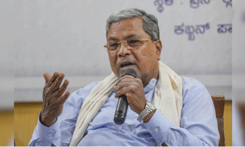 മുഖ്യമന്ത്രി സിദ്ധരാമയ്യ മുഖ്യമന്ത്രി സിദ്ധരാമയ്യ