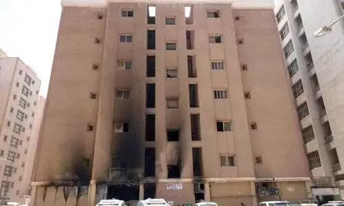 മ​ൻ​ഗ​ഫ് തീ​പി​ടി​ത്തം; ആ​ശു​പ​ത്രി​യി​ൽ പ്ര​വേ​ശി​പ്പി​ച്ച​വ​ർ​ക്ക് സാ​മ്പ​ത്തി​ക സ​ഹാ​യം