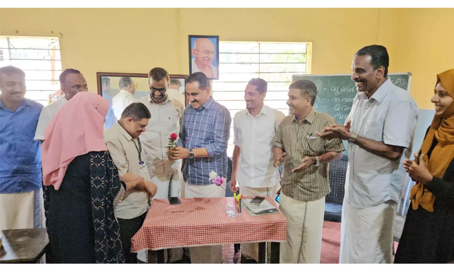 ബഡ്സ് സ്കൂൾ വിദ്യാർഥികൾക്കും രക്ഷിതാക്കൾക്കും ആകാശ യാത്രയൊരുക്കി പ്രവാസി വ്യവസായി