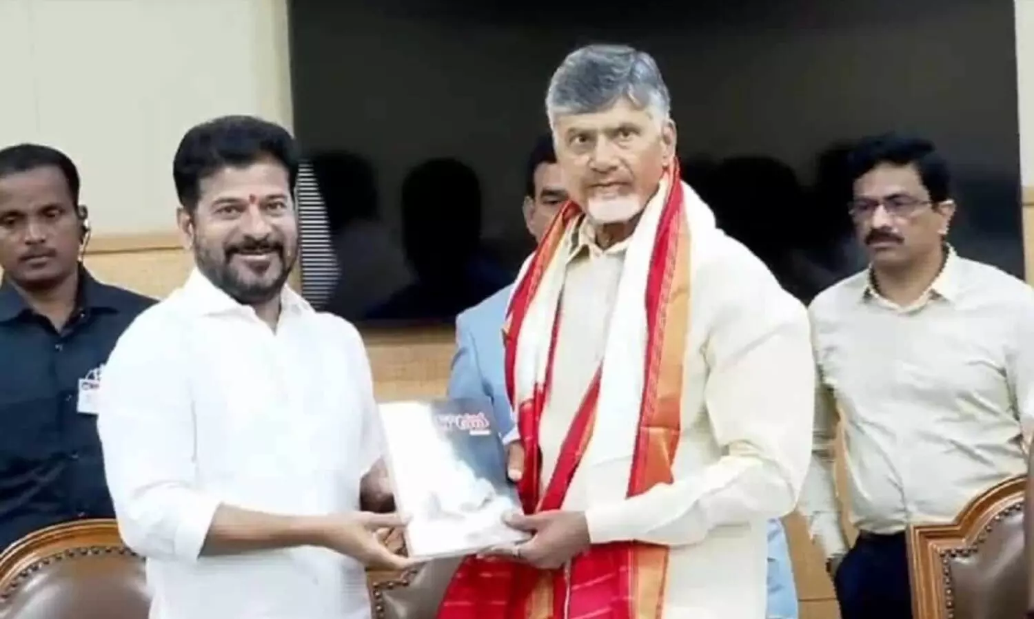 ആന്ധ്ര, തെലങ്കാന വിഭജനം: തർക്ക വിഷയങ്ങൾ പരിഹരിക്കാൻ രണ്ട് സമിതികൾ