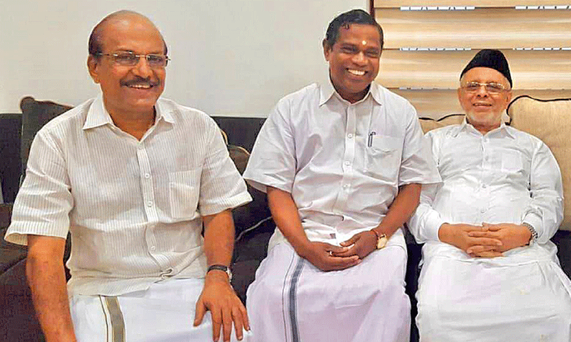 പാണക്കാട് ഹൈദരലി ശിഹാബ് തങ്ങൾ പാണക്കാട് ഹൈദരലി ശിഹാബ് തങ്ങൾ